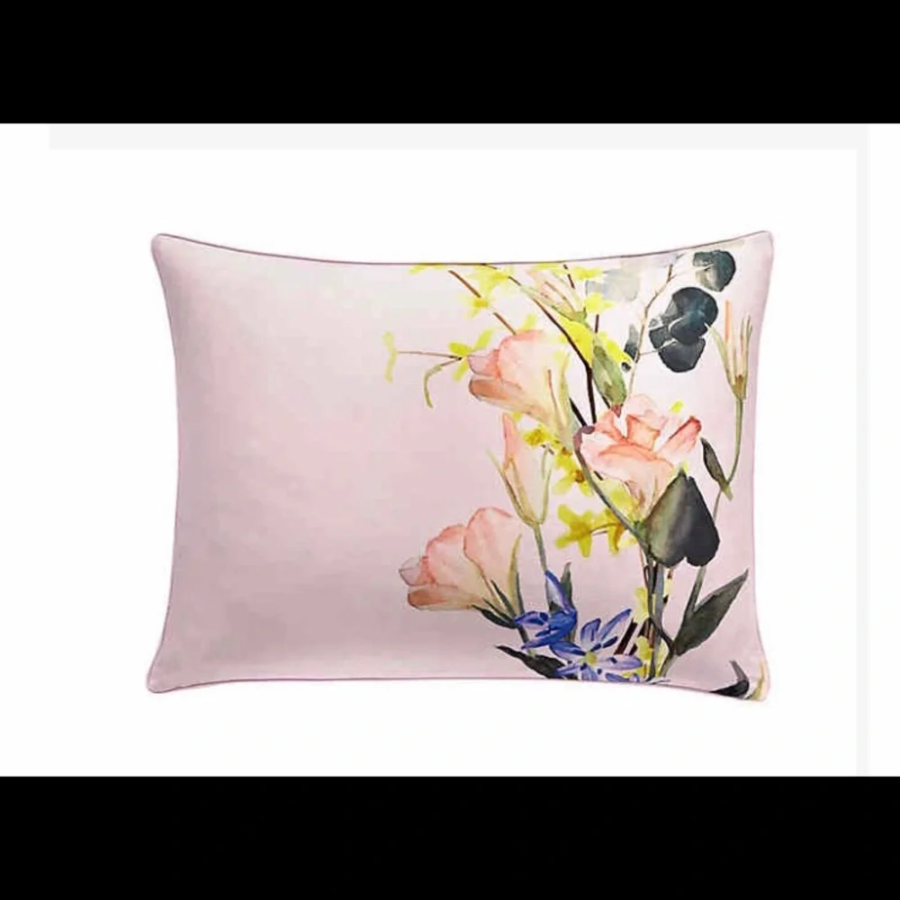 Ted Baker London NEW Elegant Bedding Collection Twin Size